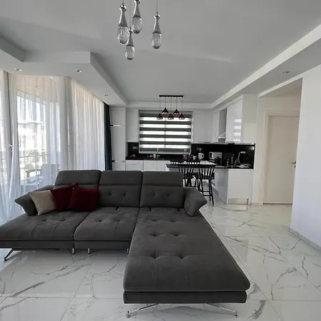 Apartment Four Seasons Life